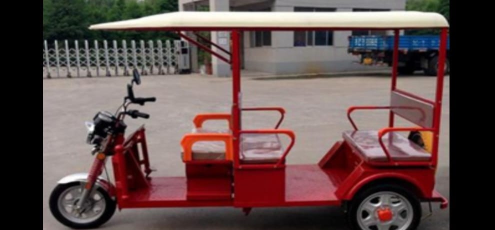 E-rickshaw drivers hear torso for MLA