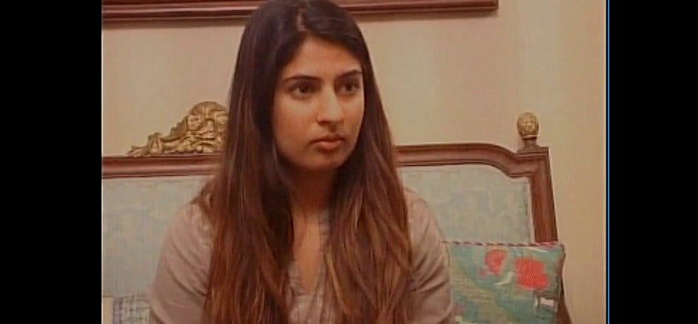dangal on twitter over kargil martyr captain daughter gumehar kaur debate, babita kumari speaks