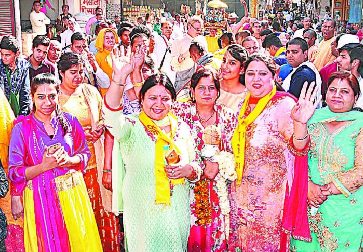 Rath Yatra of Lord Jagannath in Pushpwarsha