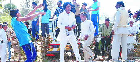 Rail Got late due to intrruption on Railway track