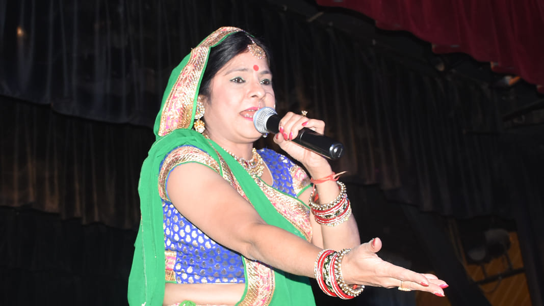 artist malini awasthi show in kanpur