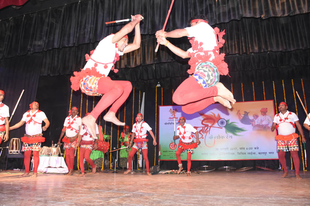 artist malini awasthi show in kanpur