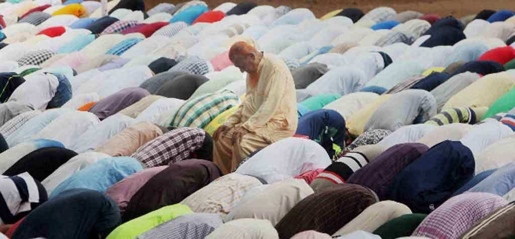 Prayers to determine salary of court employees in PoK