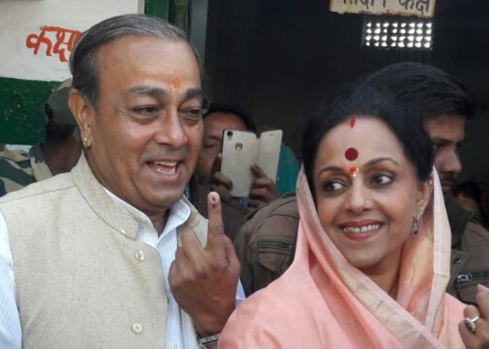 washerman pancham cast vote before amethi king sanjay singh