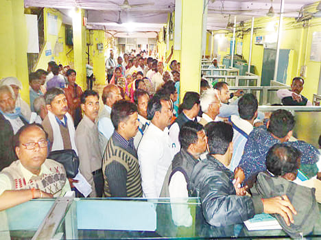 Banks drew crowds, ballyragging
