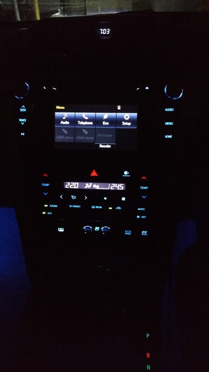 Toyota camry Hybrid: No Tension No pollution 