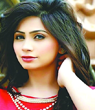 Bijnor daughter of Miss got a camera