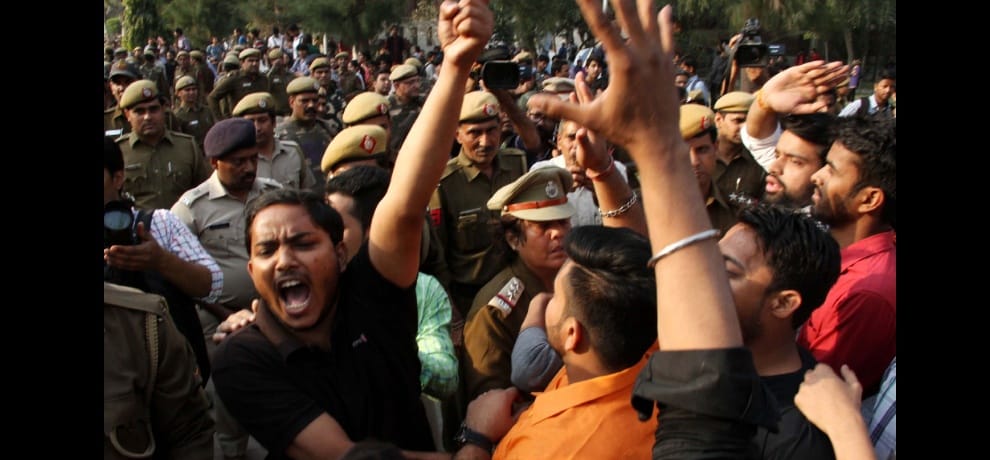 ABVP workers by threatening to kill three members of AISA attacked, 3 injured