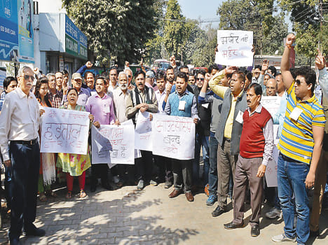 145 million affected by the strike of bank transactions