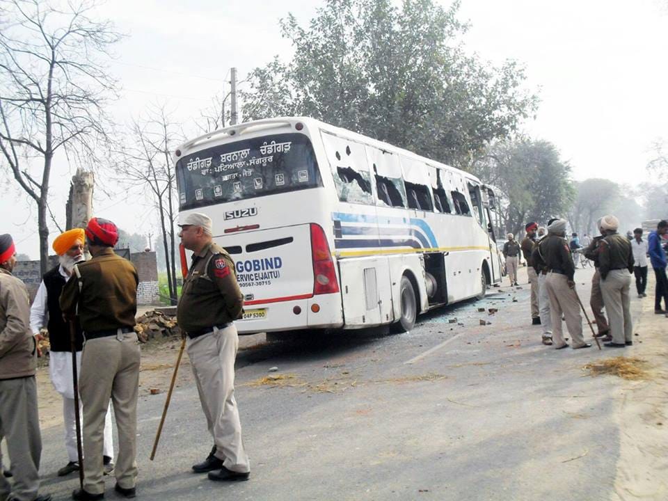 bus hits car and boy head cut from body at faridkot of punjab
