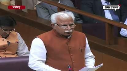 CM KHATTAR GIVES TRIBUTE TO LATE LEADER AND MARTYRS