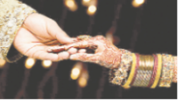 bride denird to marry with the groom who is drunk 