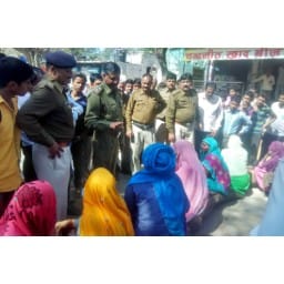 protest, woman,road,water,rewari