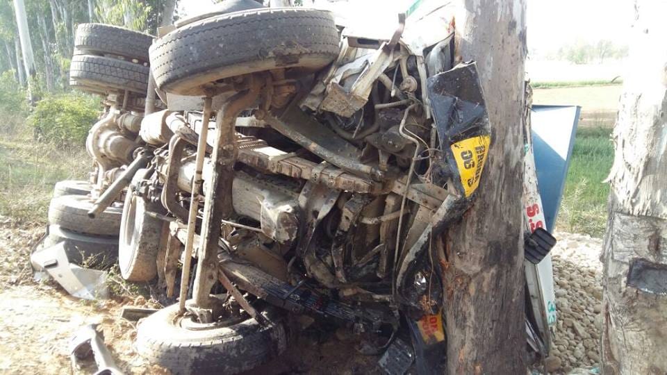 accident at narayangarh of ambala, eight people killed