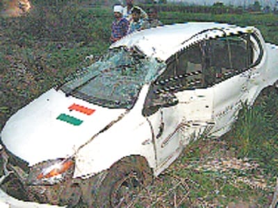 three dies in road accident, six injured