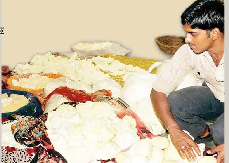 Lost in Mandi Afsroen raid, four samples sealed