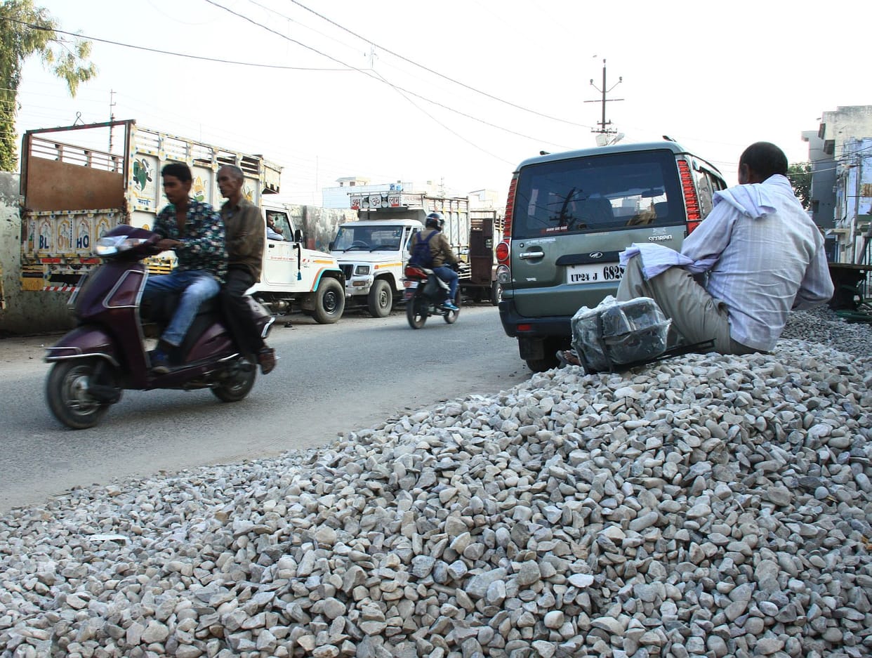 Road accidents are stones lying along courting