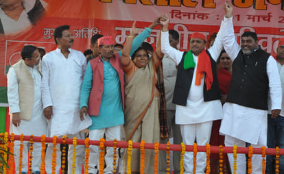akhilesh yadav target pm modi, says bjp did not work any thing