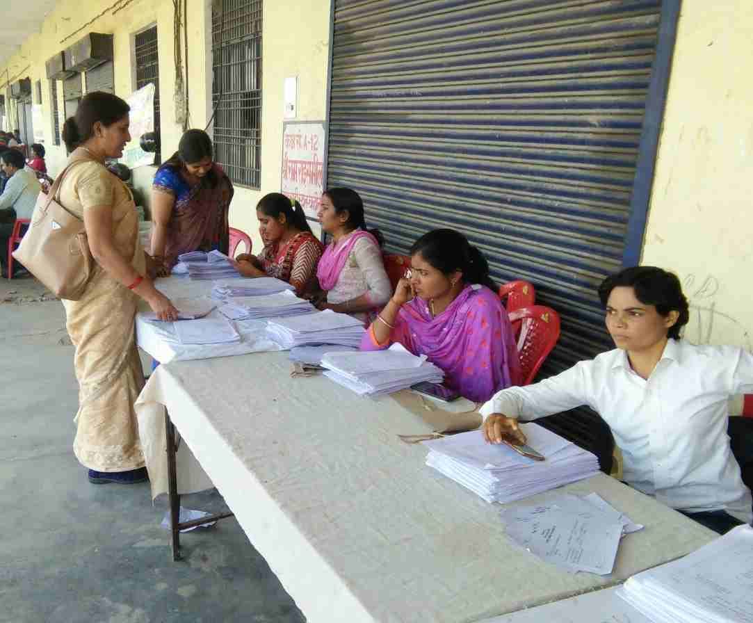 364 employees voted