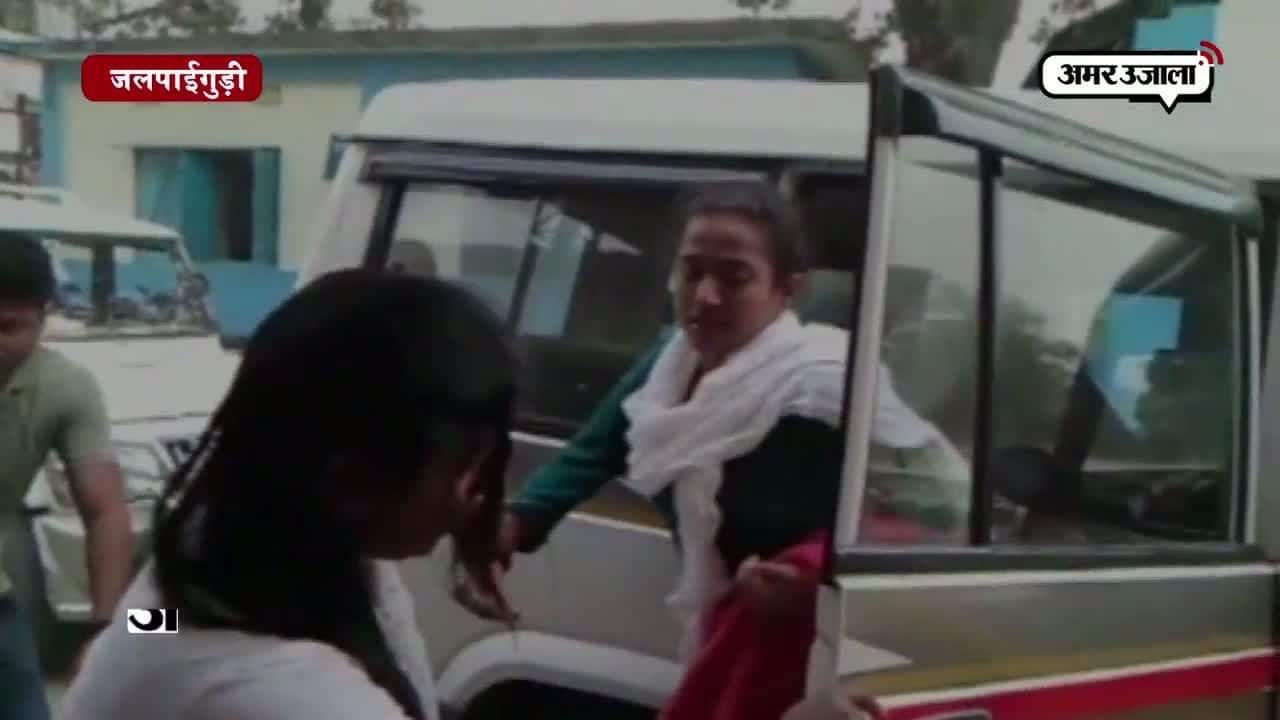 जूही चौधरी गिरफ्तार 