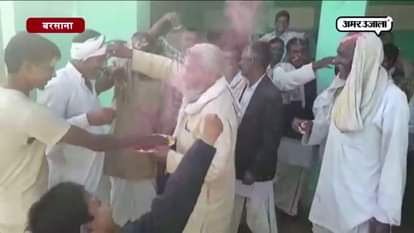 Barsana holi celebration, hindu muslim celebrate holi together