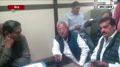 MLA laxmikant Vajpayee warns Municipal corporation in Meerut