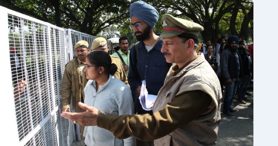 NSUI and SFS protest in punjab university, chandigarh news