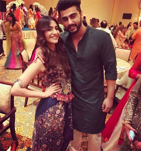 Pics: Sonam Kapoor enjoying marriage of cousin akshay with family