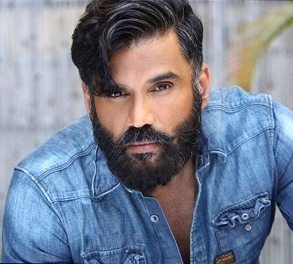 suniel shetty father funeral bollywood celebrities pays tribute
