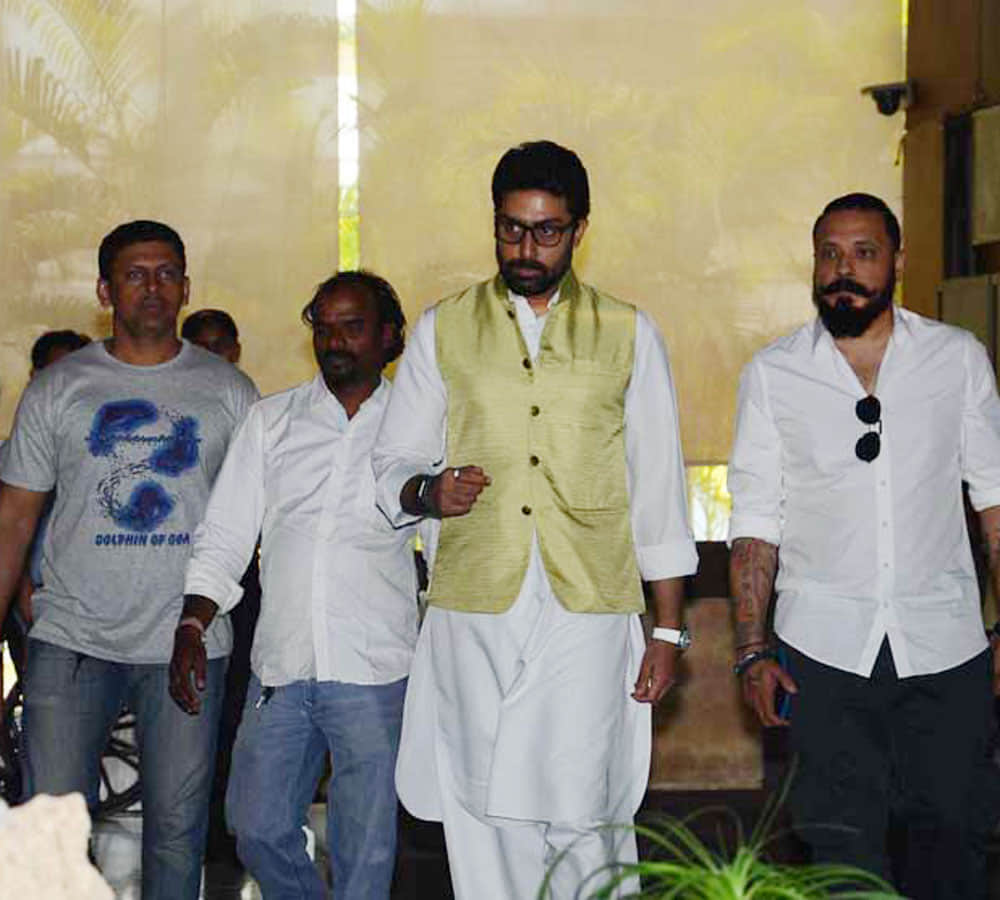 suniel shetty father funeral bollywood celebrities pays tribute