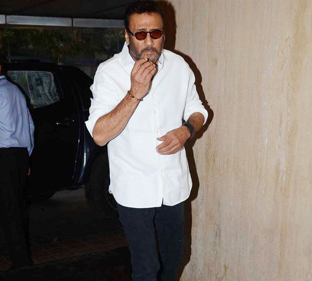 suniel shetty father funeral bollywood celebrities pays tribute