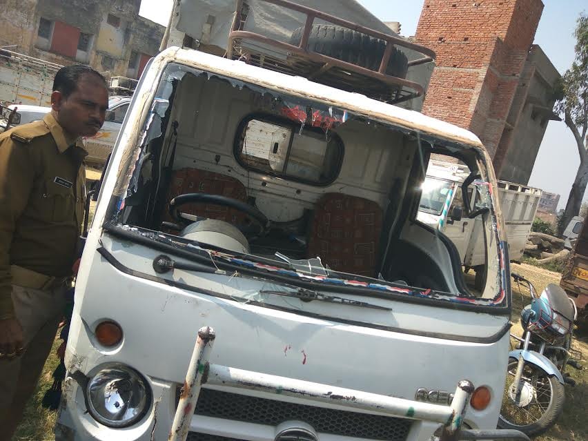 A person injured in the accident, the driver beaten by