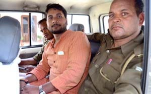 Allahabad University Employees Union president violent, student leaders arrested