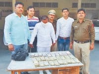 sonipat, proprty delar arrest with 20 lakhs old notes