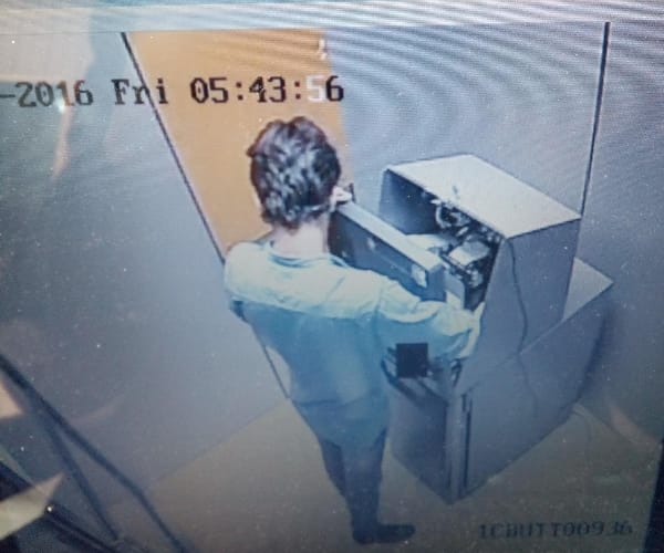 theft in atm in Lucknow.