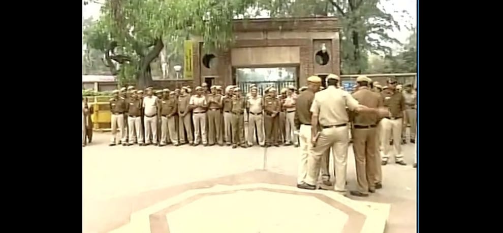 Delhi: ABVP holds protest march outside North Campus' Art Faculty RamjasRow