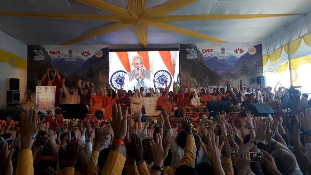 pm modi in international yoga festival 2017 rishikesh