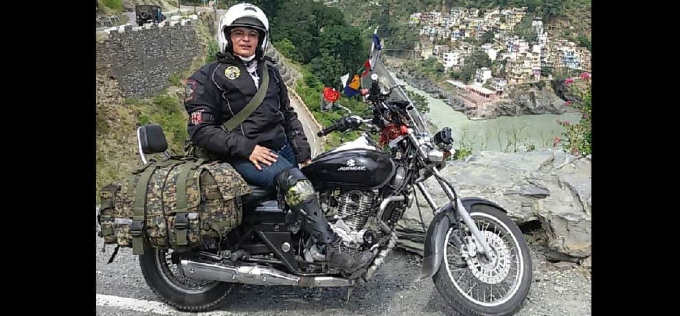 Pallavi Fauzdar  lady bikers rally reach varanasi