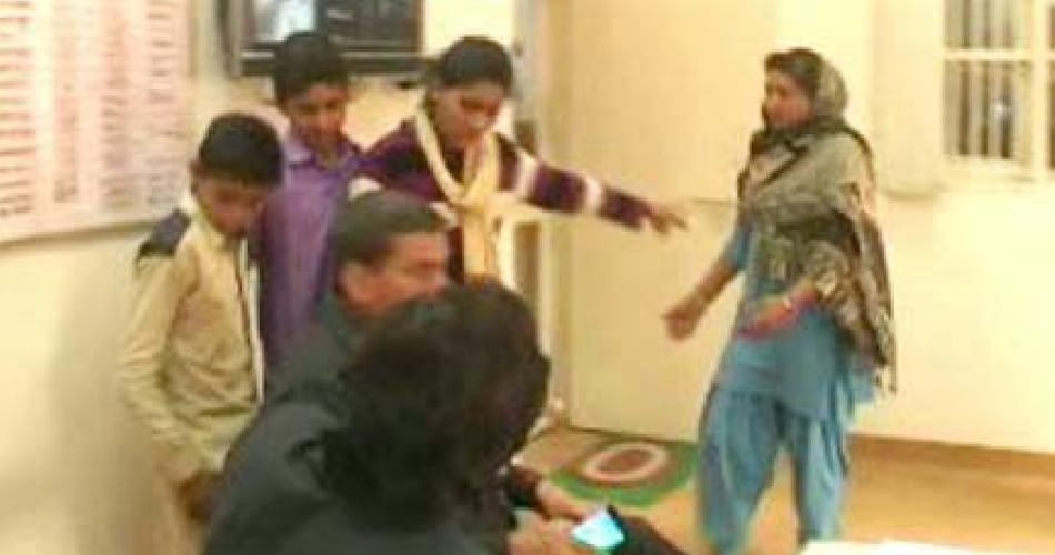 three childrens refused to meet mother at panipat, lady in jail in husband murder case