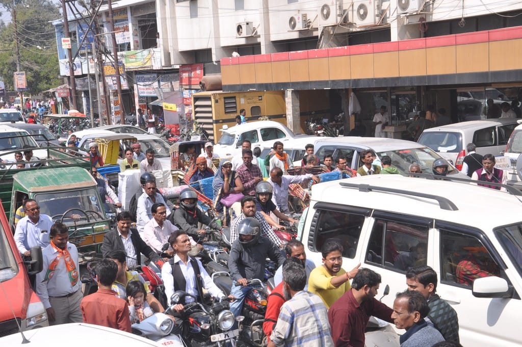 people faces the problem of traffic