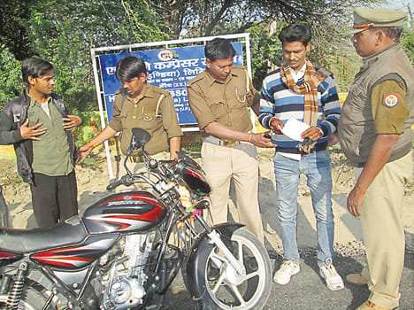 Checking drive 15 vehicles seized