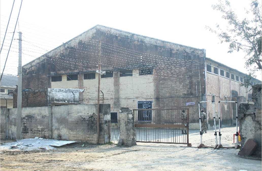 Increase security strong rooms went, fire brigade deployed