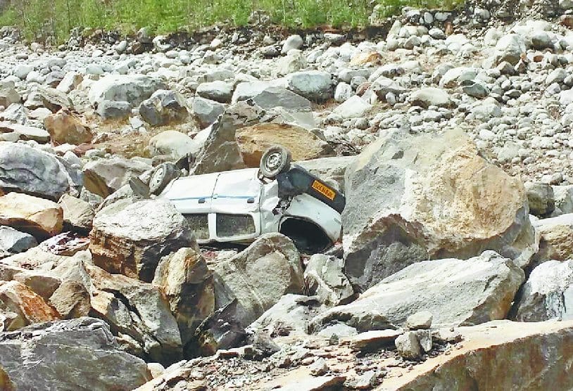 Two Madhya Pradesh Tourist Killed in Car Accident at Shimla.