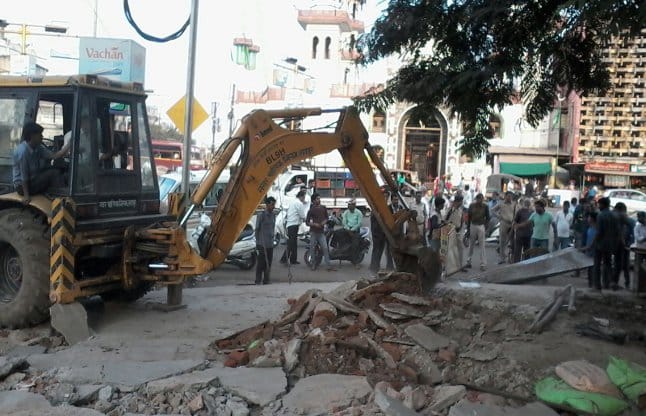 After the ultimatum did not even illegal occupation