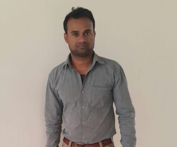  Police caught a man who threats mahesh bhatt.
