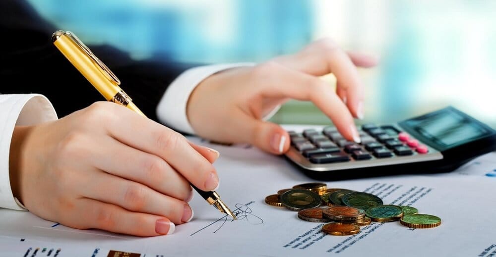 cabinet may enhance tax free gratuity  by a simple notification 
