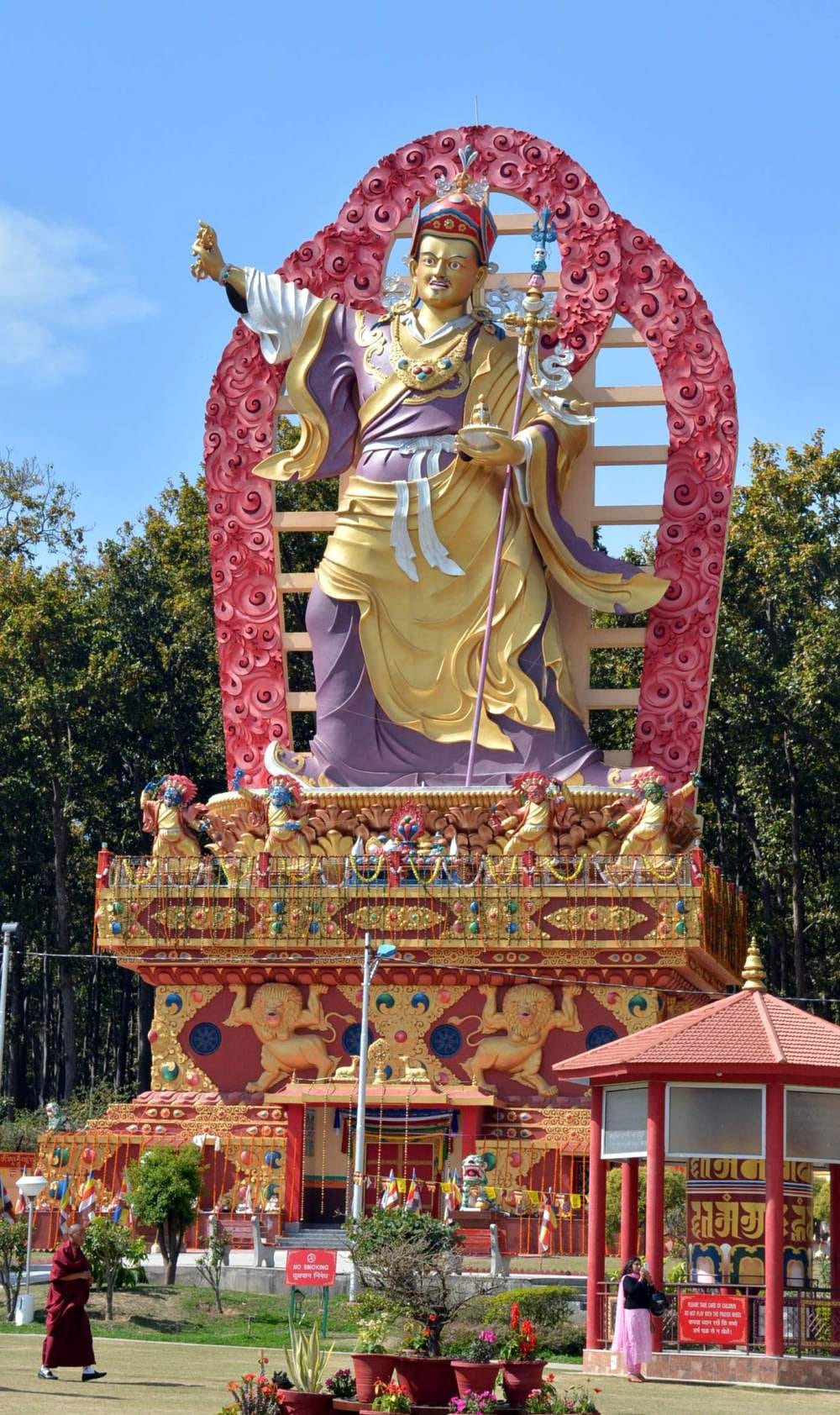 100 feet high statue unveiled in Mindroling monastery