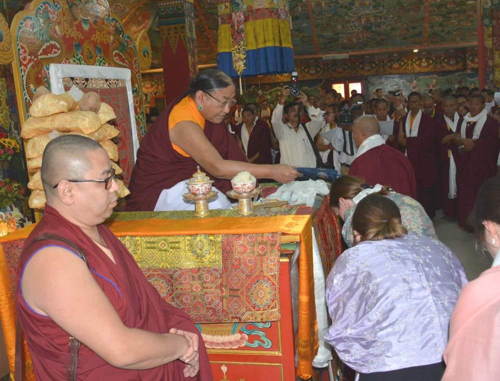 100 feet high statue unveiled in Mindroling monastery