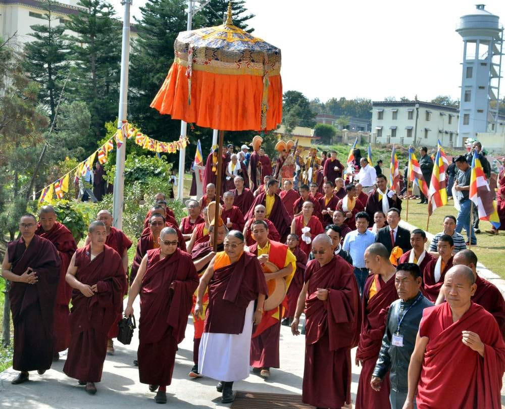 100 feet high statue unveiled in Mindroling monastery