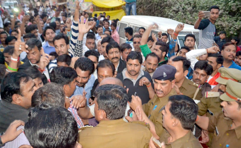 Curfew Imposed in Lakhimpur Kheri Over Objectionable Video, Pictures